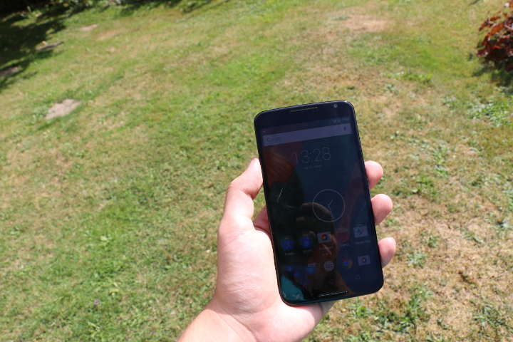 Viditeľnosť na slnku - Recenzia mobilných telefónov