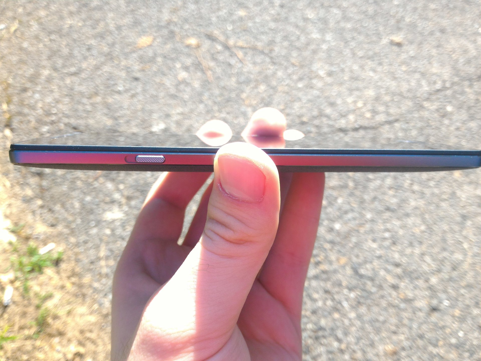 pohľad z boku 2 - Recenzia mobilných telefónov